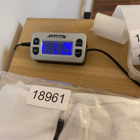 Lysse Jeans Womens Large White Jeggings Stretch Pull On Capri Gold Side Stripe - Picture 11 of 11